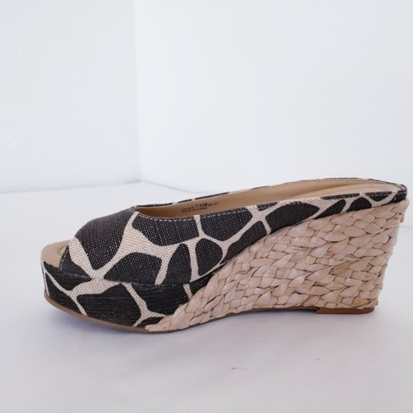 CL by Laundry Shoes - CL by LAUNDRY women  straw wedge giraffe slipons
